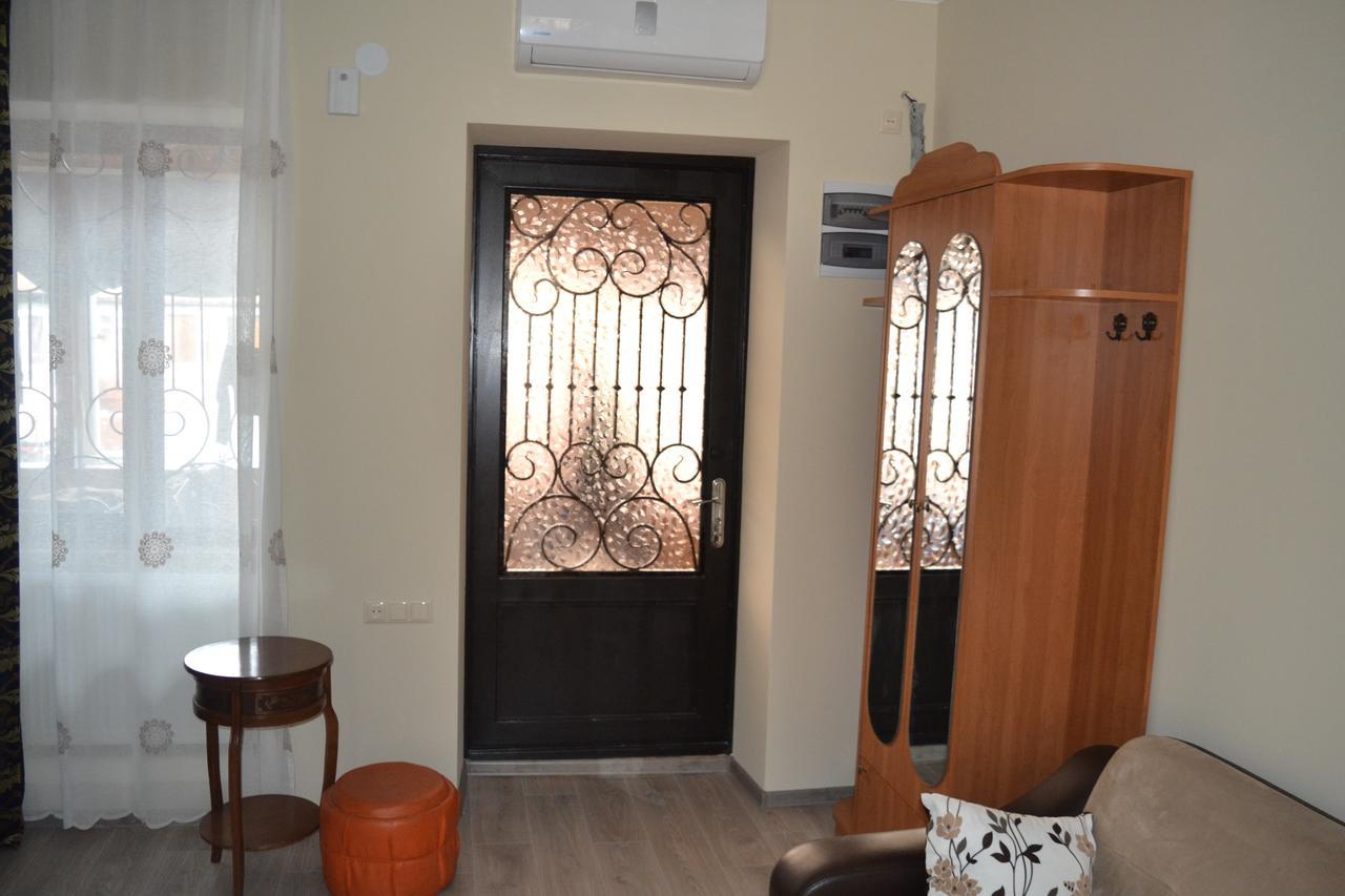 Old Batumi Apartment Ngoại thất bức ảnh